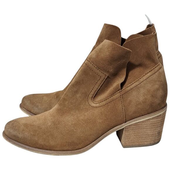 BP Women's Tan Suede Ankle Booties Almon Toe Classic Boho Sz 9 - Picture 2 of 9